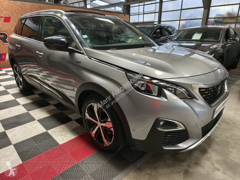 Коммерческий автомобиль Peugeot