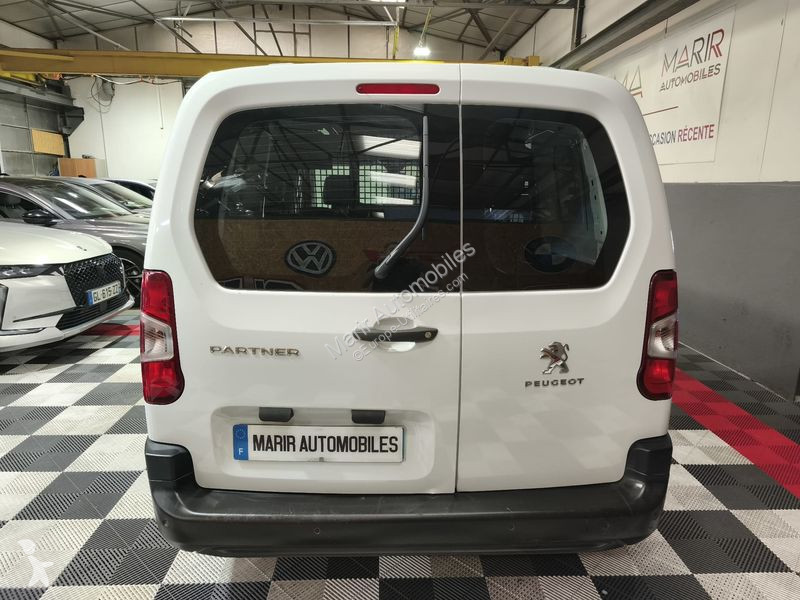 Véhicule utilitaire Peugeot PARTNER
