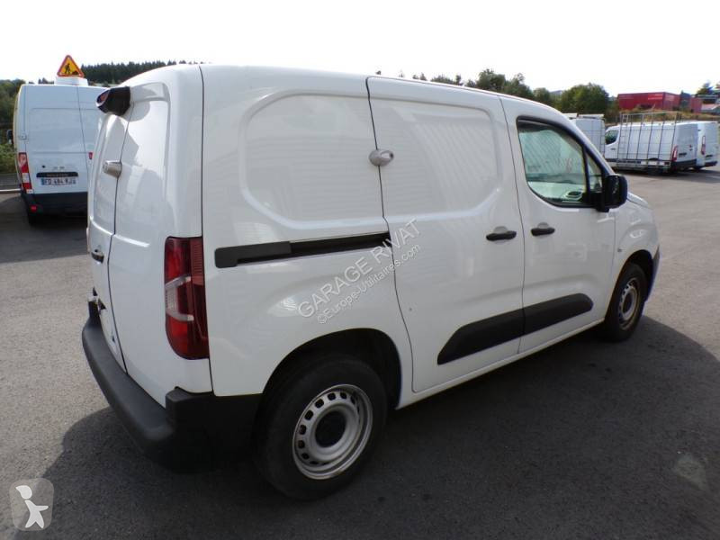 Véhicule utilitaire Peugeot