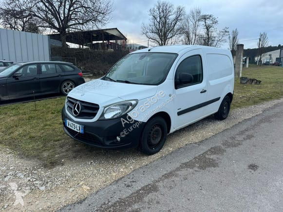 Véhicule utilitaire Mercedes CITAN