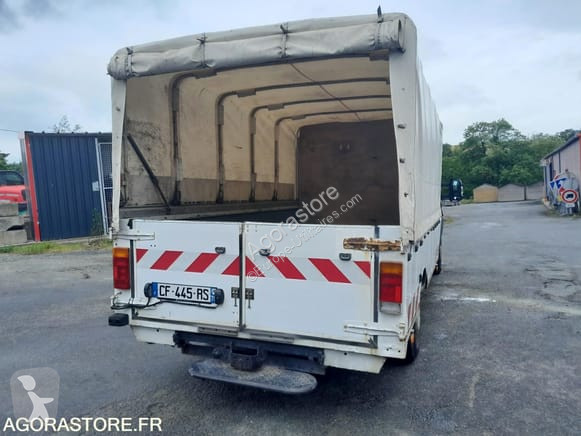 Véhicule utilitaire