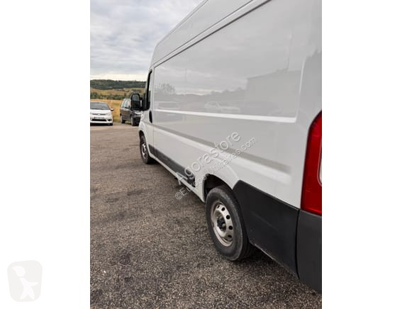 Véhicule utilitaire Fiat DUCATO
