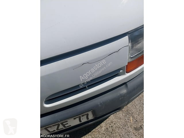 Коммерческий автомобиль