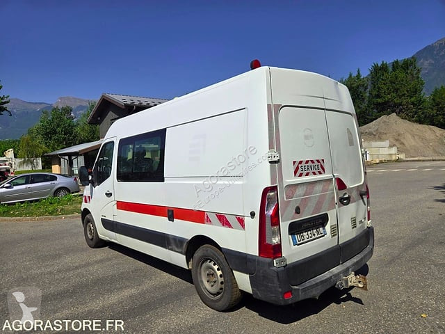 Véhicule utilitaire