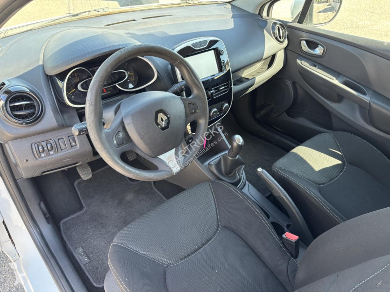 Лекотоварен автомобил Renault