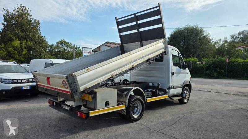 Renault 130 3.0 DCI van