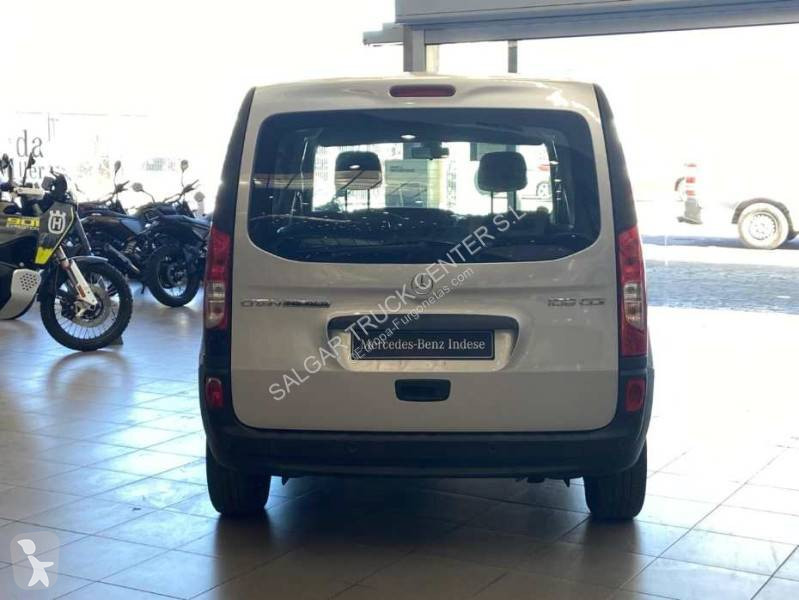 Furgoneta Mercedes