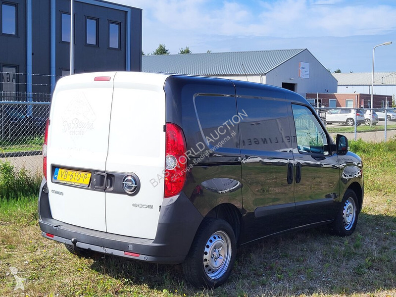 Furgoneta Opel 90pk