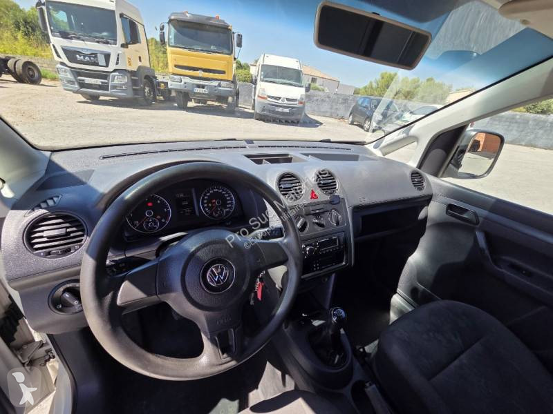 Лекотоварен автомобил Volkswagen 1,6 L 102 CV