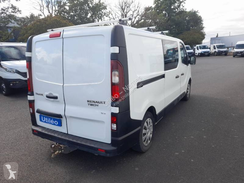 Лекотоварен автомобил Renault 1.6 DCI 120CH...