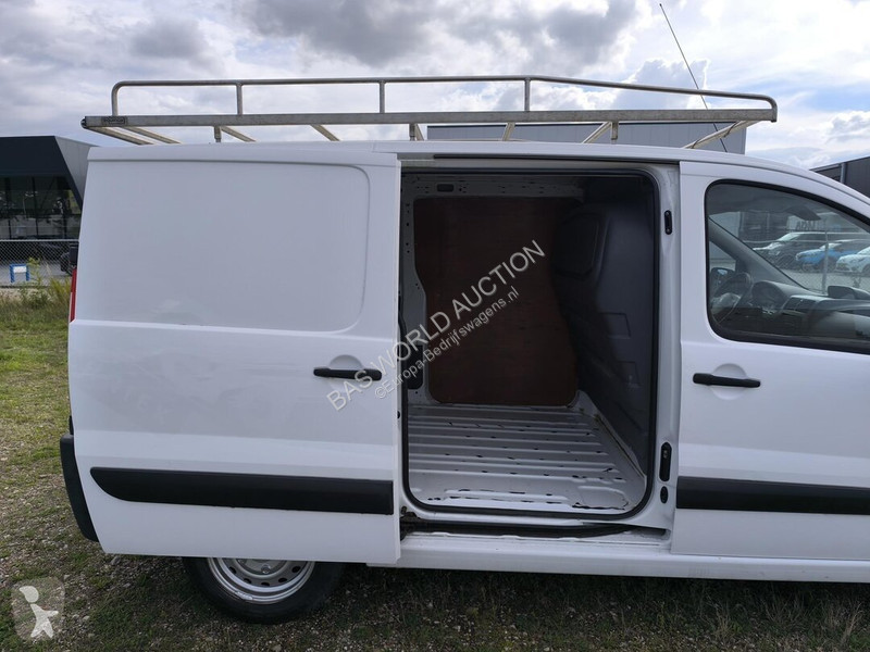 Furgoneta Peugeot 128pk