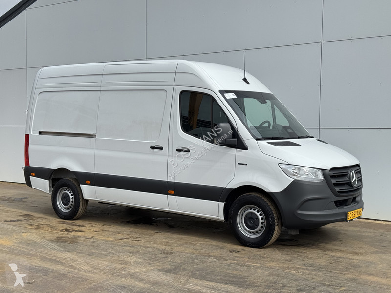 Лекотоварен автомобил Mercedes 314 Pro 81kWh...