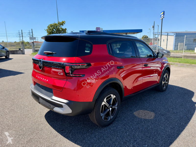 Лекотоварен автомобил Citroën 1.2 Hybride 145...