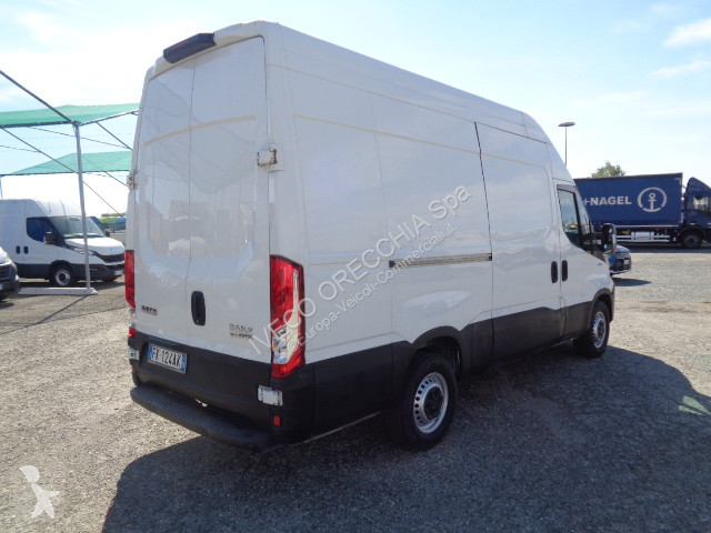 Furgoneta Iveco DAILY 35S16 - 3520 - C.A.