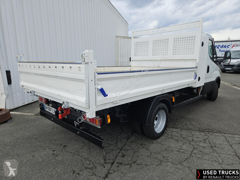 Коммерческий автомобиль Iveco