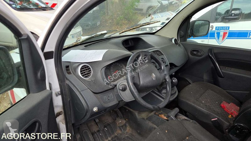 Лекотоварен автомобил Renault KANGOO