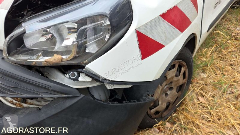 Лекотоварен автомобил Fiat DOBLO