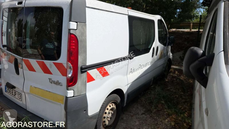 Лекотоварен автомобил Renault TRAFIC