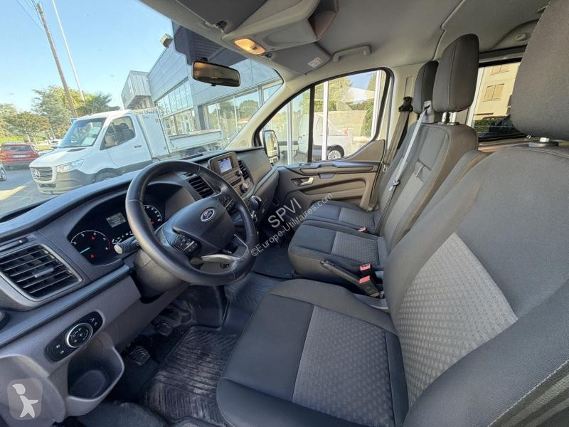 Лекотоварен автомобил Ford 2T Kombi T330 L2H2...
