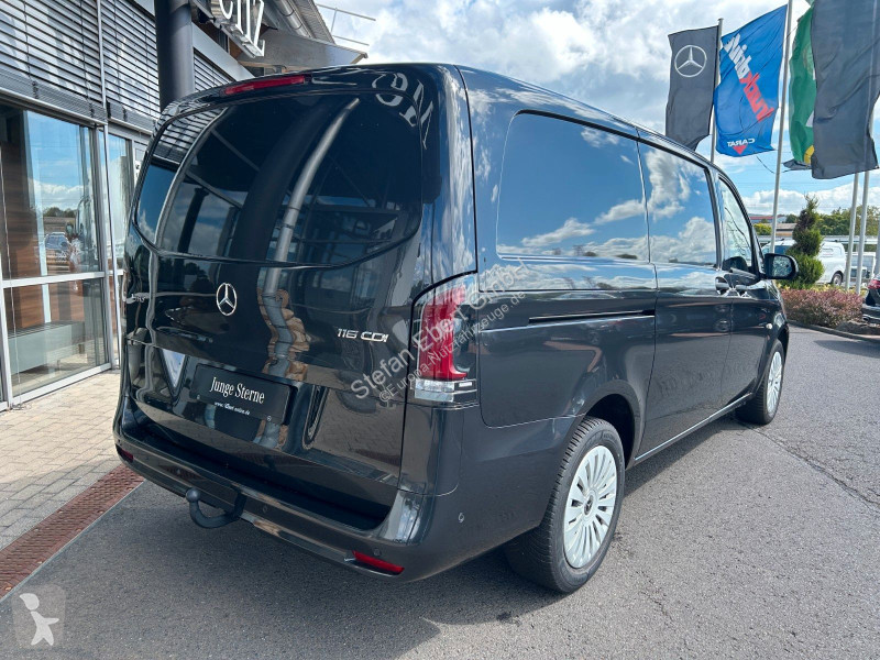 Лекотоварен автомобил Mercedes Vito  9G...