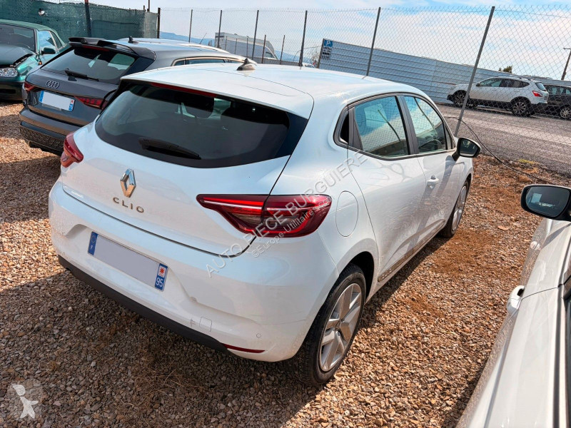 Лекотоварен автомобил Renault 1.0i TCe 90 Zen /...