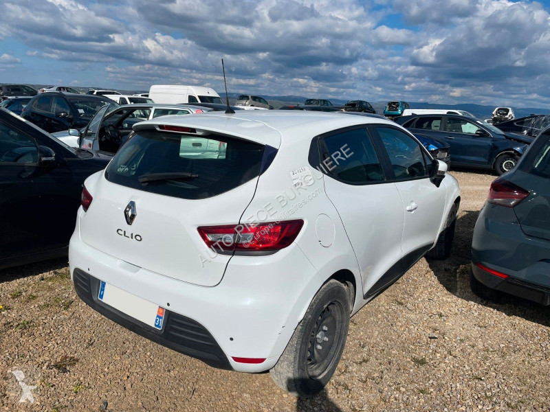 Лекотоварен автомобил Renault 1.5 DCi 75...