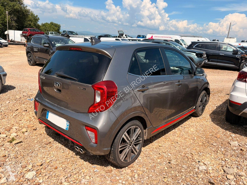 Лекотоварен автомобил KIA 1.2 84 GT-Line / EZ548