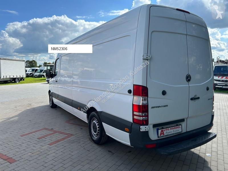 Bedrijfswagen Mercedes