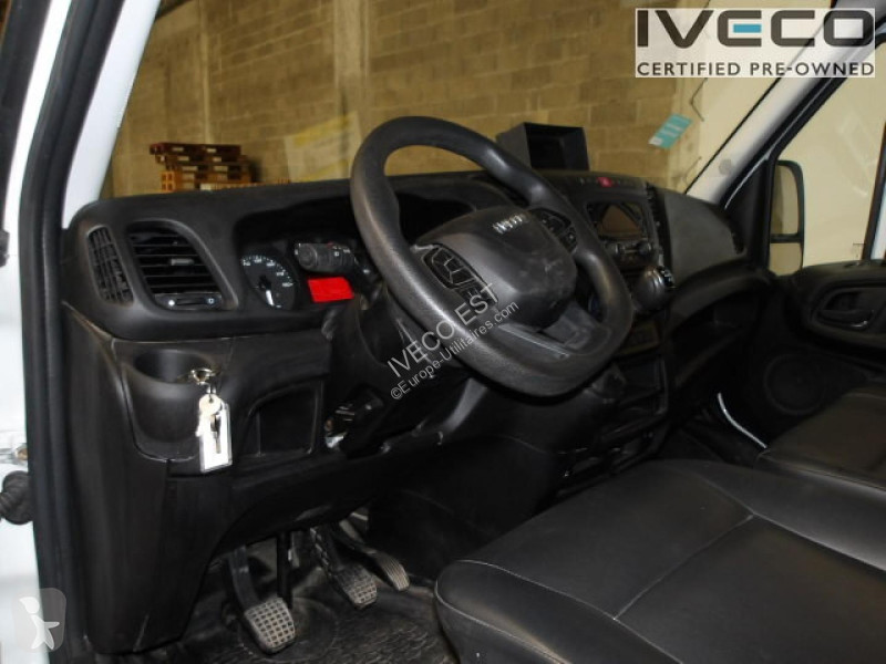 Furgoneta Iveco CCb 35C16H 3.0 l benne + coffre