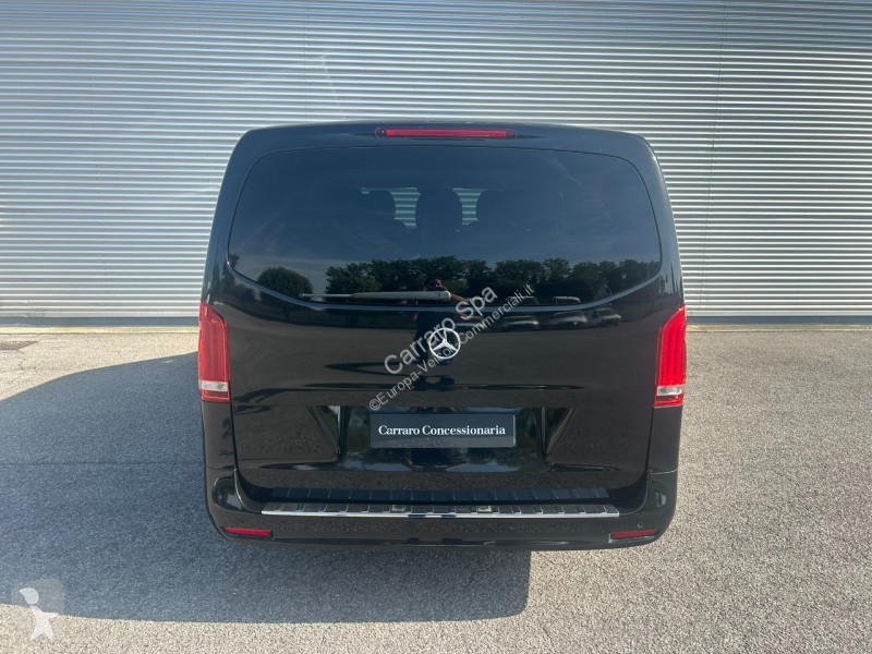 Bedrijfswagen Mercedes III