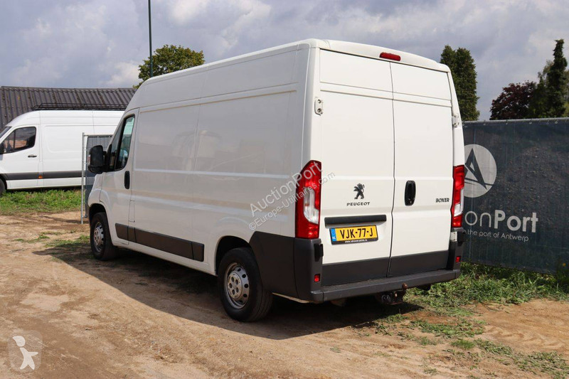 Peugeot  van