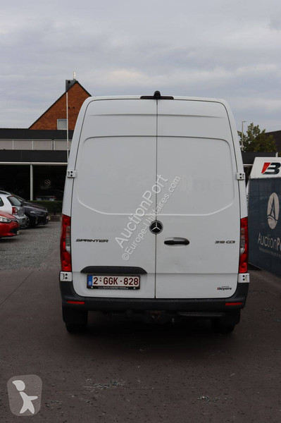 Mercedes 316 CDI van