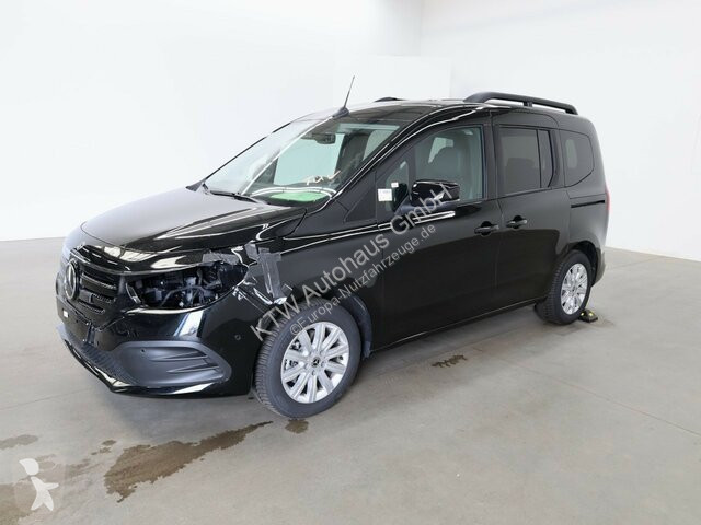 Furgoneta Mercedes EQT 200...