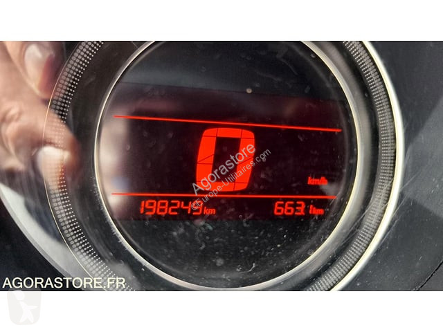 Коммерческий автомобиль