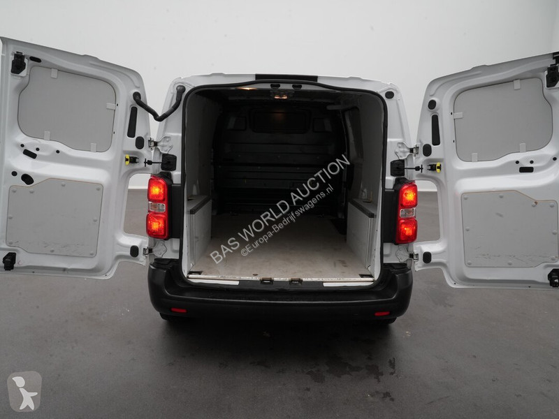 Bedrijfswagen Fiat 144pk