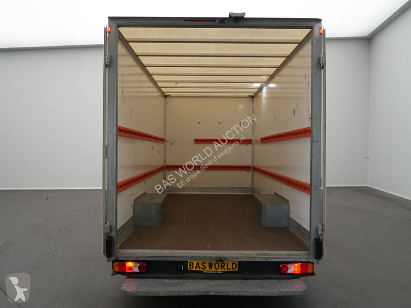 Bedrijfswagen Renault 145PK
