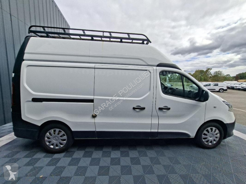 Коммерческий автомобиль Renault FGN L2H2 2.0...