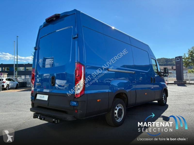 Furgoneta Iveco 35S21