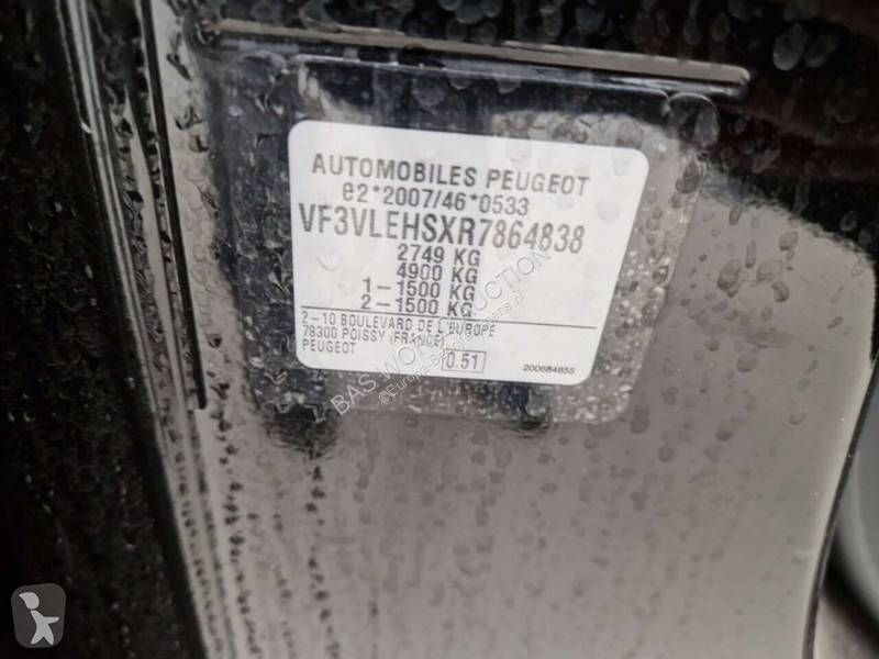 Užitkové vozidlo Peugeot 2.0 BlueHDi 145 EAT8...