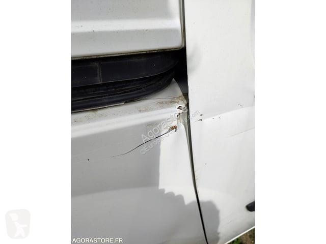 Коммерческий автомобиль