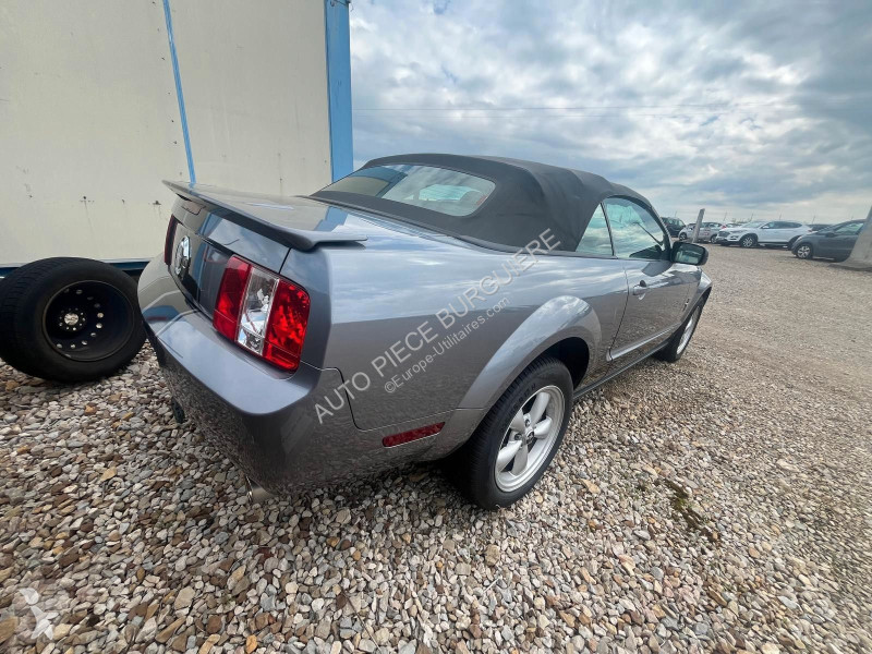 Коммерческий автомобиль Ford 4.0 V6 214...