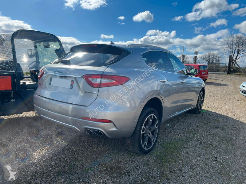 Коммерческий автомобиль Maserati 3.0D V6 275 /...
