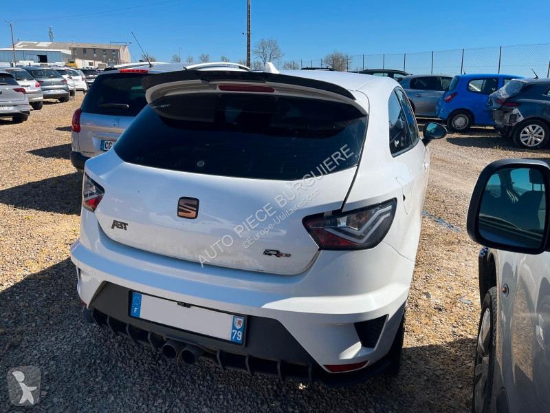 Коммерческий автомобиль Seat IV 1.4 TSi 180...