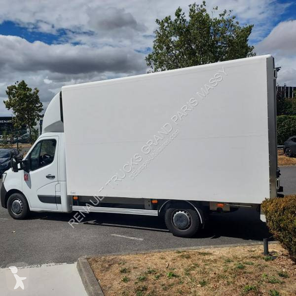Furgoneta Renault E-TECH 52KW
