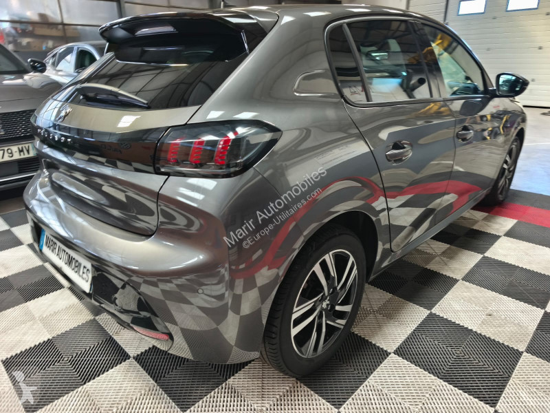 Užitkové vozidlo Peugeot 208