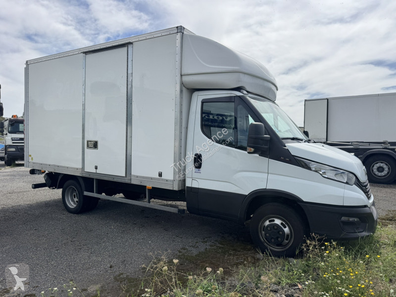 Furgoneta Iveco 35C16