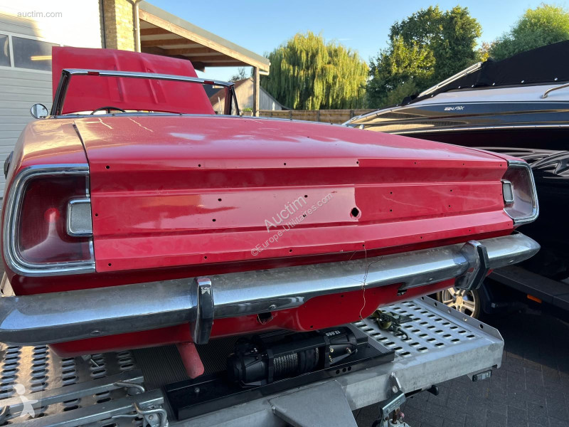 Haszongépjármű Plymouth barracud