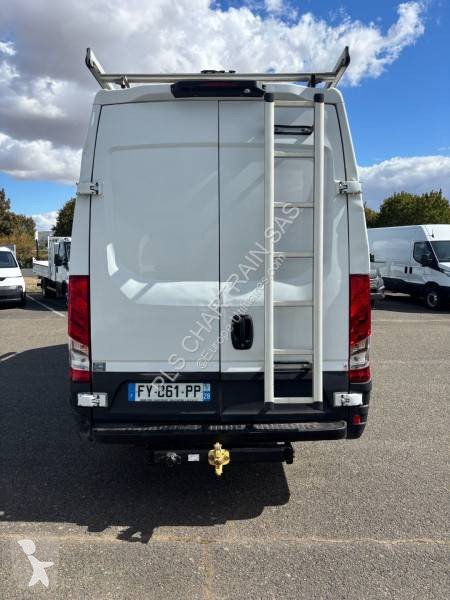 Furgoneta Iveco 35S14