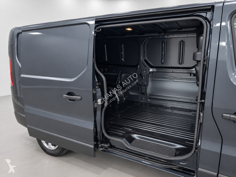 Furgoneta Renault L2H1 3000 KG BLUE DCI 150...