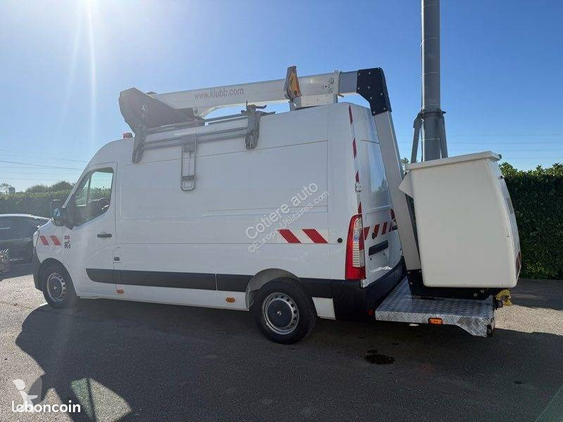 Furgoneta Renault 145 DCI